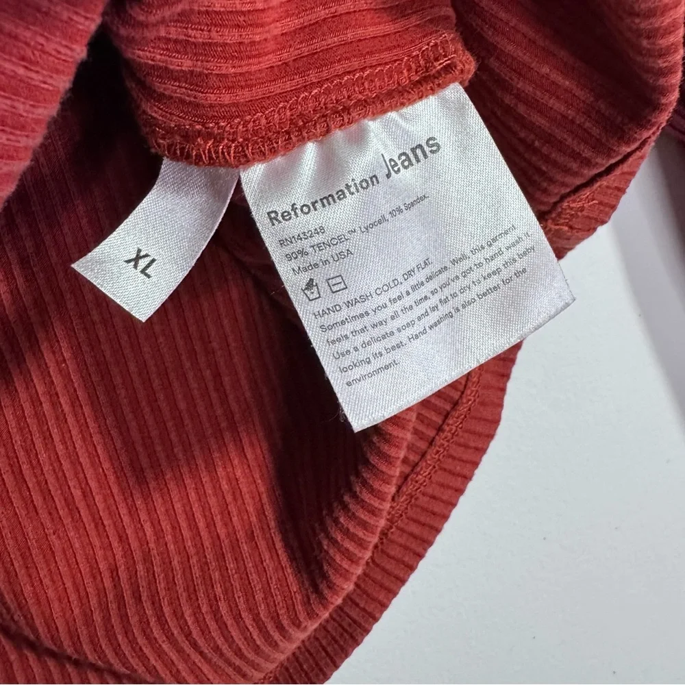 Reformation Jeans Ribbed Crop Top XL Red Scoop Neck Long Sleeve Tee